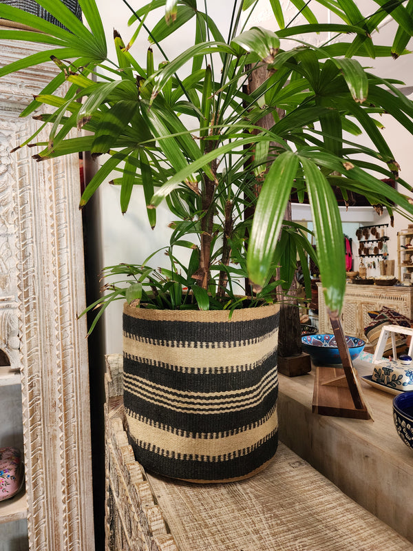 Jute planter pot