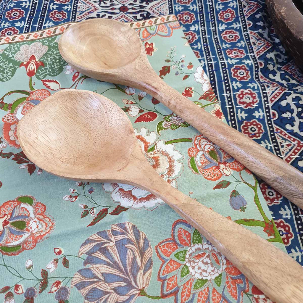 Basera is selling beautiful Mango  timber kitchen utensils online in Australia, A beautiful handcrafted decorative gift for any festive occasion! Many patterns available.