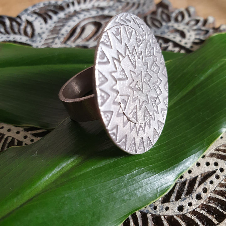 Basera is selling beautiful high quality silver rings online in Australia